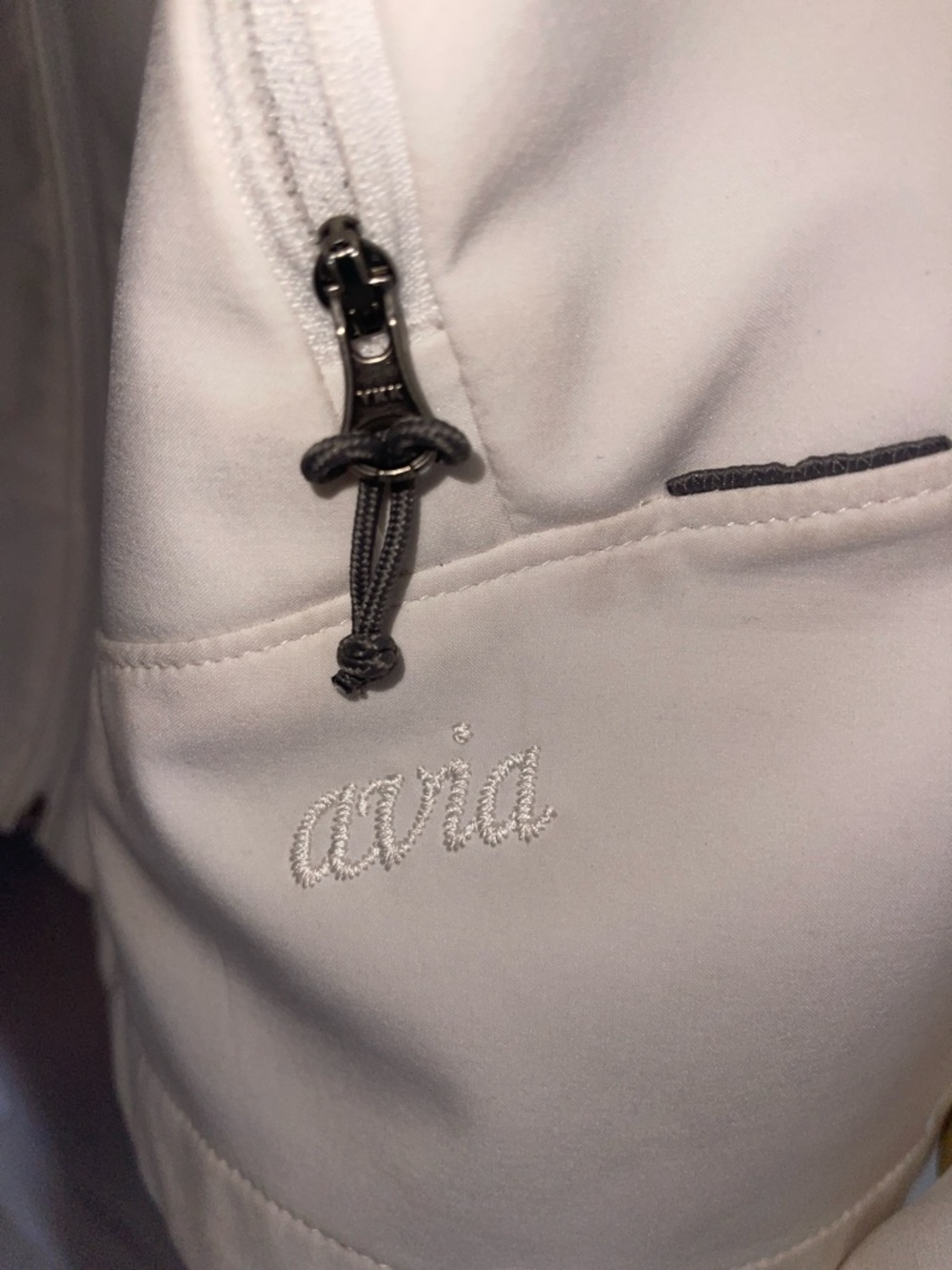 Avia White Women's Unity Soft-Shell Jacket Perfect for Spring - Picture 3 of 4